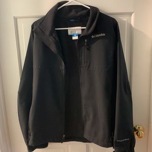 Columbia sportswear company. Men’s medium black coat.